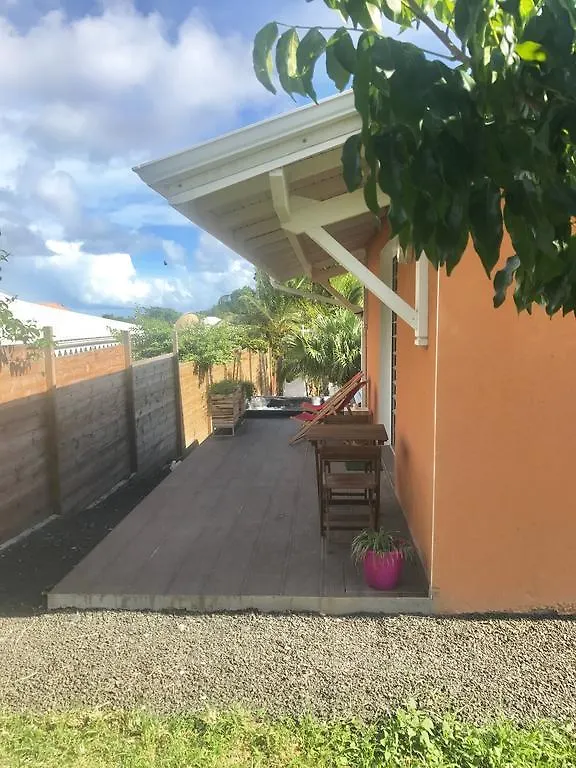 サント・リュス Bungalow Petit Paradisヴィラ 別荘
